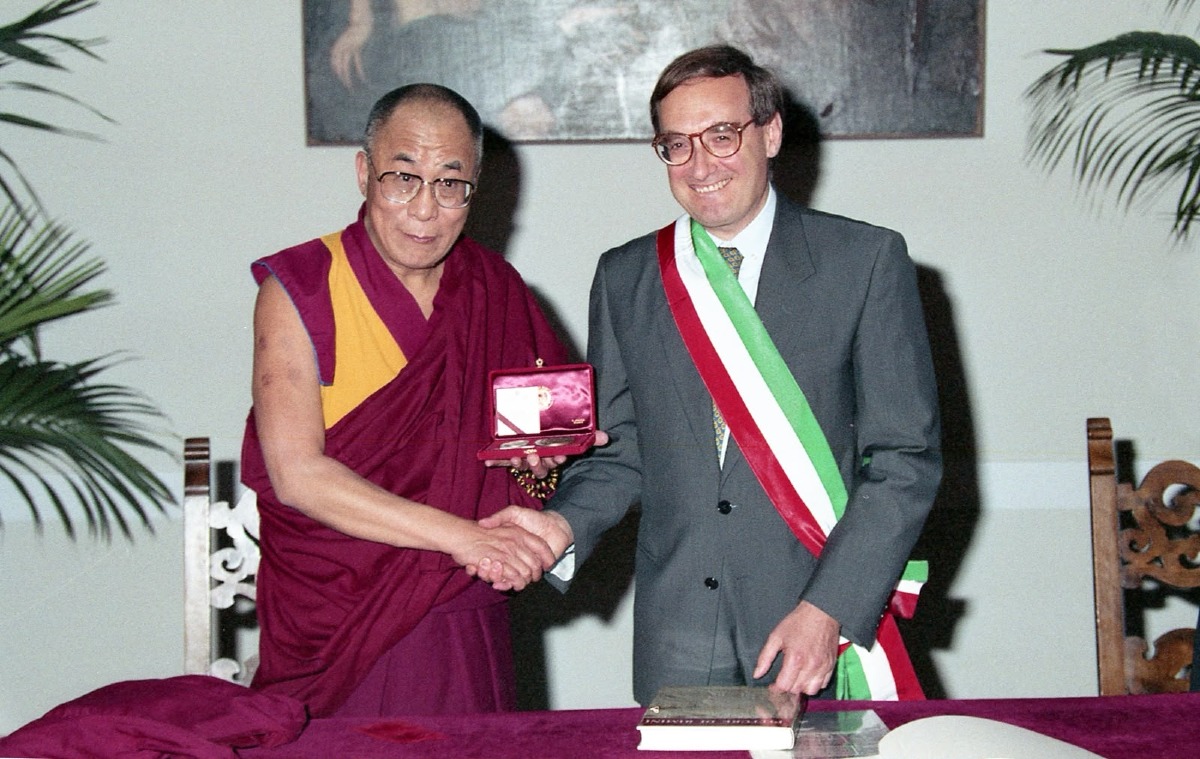 A Rimini tre giorni nel segno del Tibet tra mandala e reincarnazione - Il Dalai Lama durante la visita riminese 