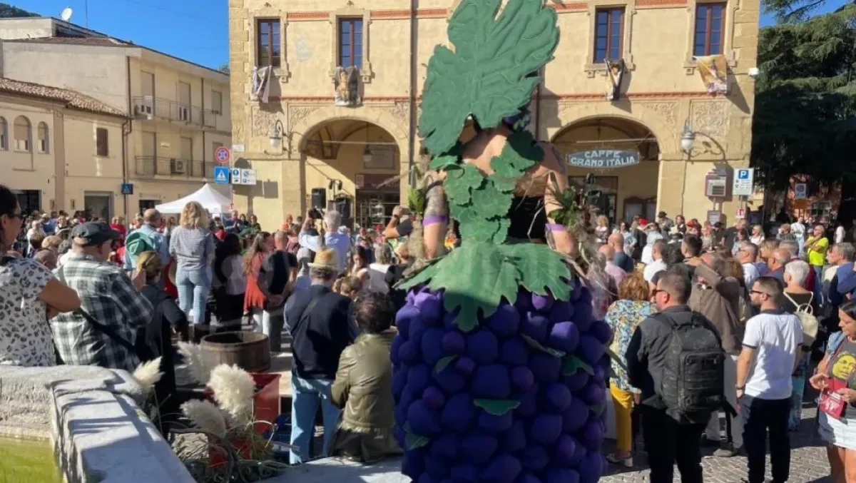 Dalla vigna alla piazza: Novafeltria celebra i sapori dell’autunno - Festa della vendemmia di Novafeltria