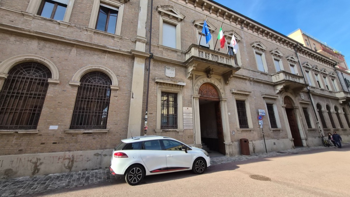 Comune di Rimini acquista sede università, Fondazione Carim dà il via libera: affare da oltre 7 milioni - Università di Bologna, Campus di Rimini