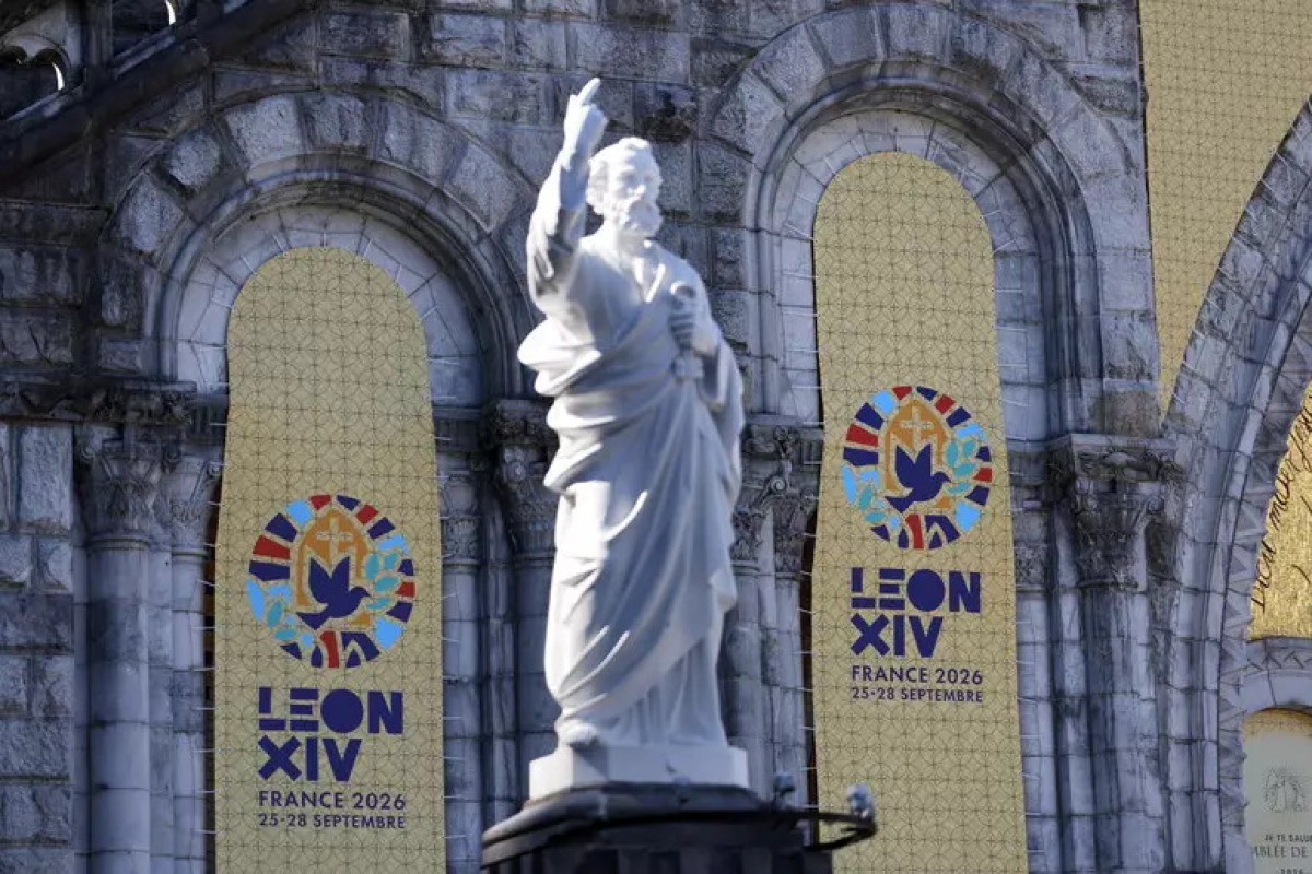 Papa Leone XIV a Lourdes, giornata intensa tra fede, malati e vittime degli abusi - 