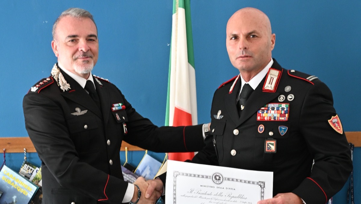 Carabinieri, Medaglia Mauriziana al maresciallo Franco Primiano - Il riconoscimento 