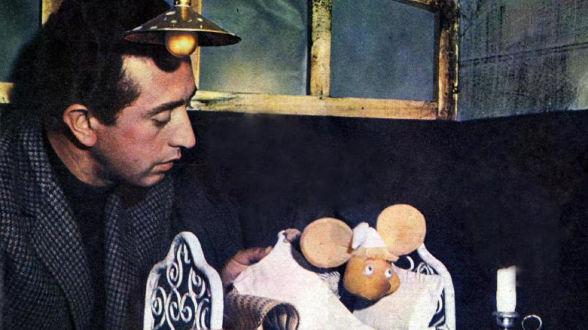 Addio a Peppino Mazzullo, la voce di Topo Gigio - Peppino Mazzullo con Topo Gigio nel 1961 © Rai