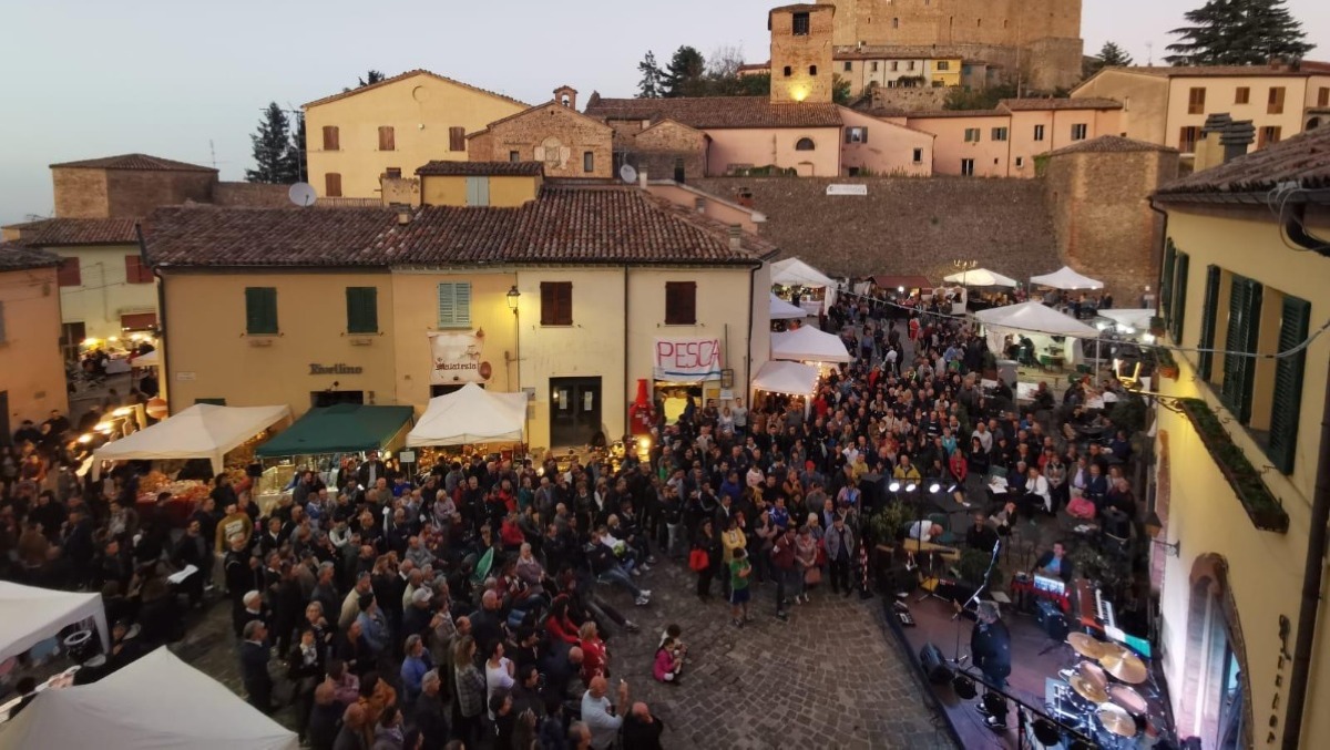A Montefiore va in scena un ottobre tra gusto e tradizioni: torna Mangiarsano - Gli eventi nel centro di Montefiore 