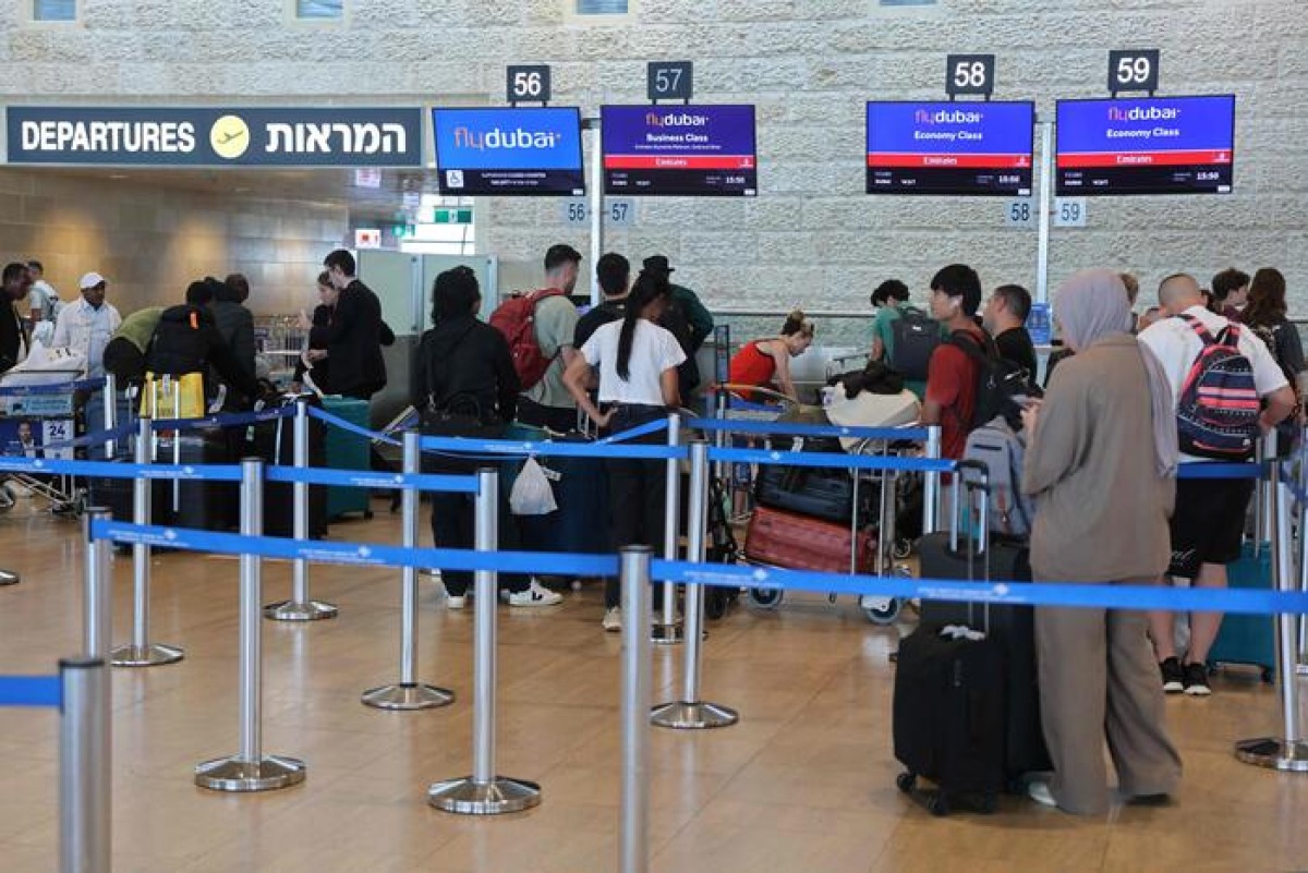 Tentato dirottamento sul volo Flydubai: copilota aggredisce il comandante. Netanyahu: “Troppo presto per stabilire il movente” - 