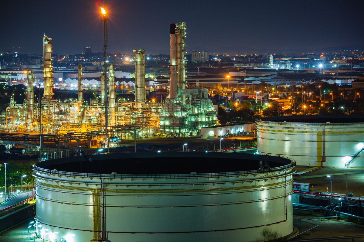 Cina, stop alle esportazioni di carburanti per tutto ottobre - 