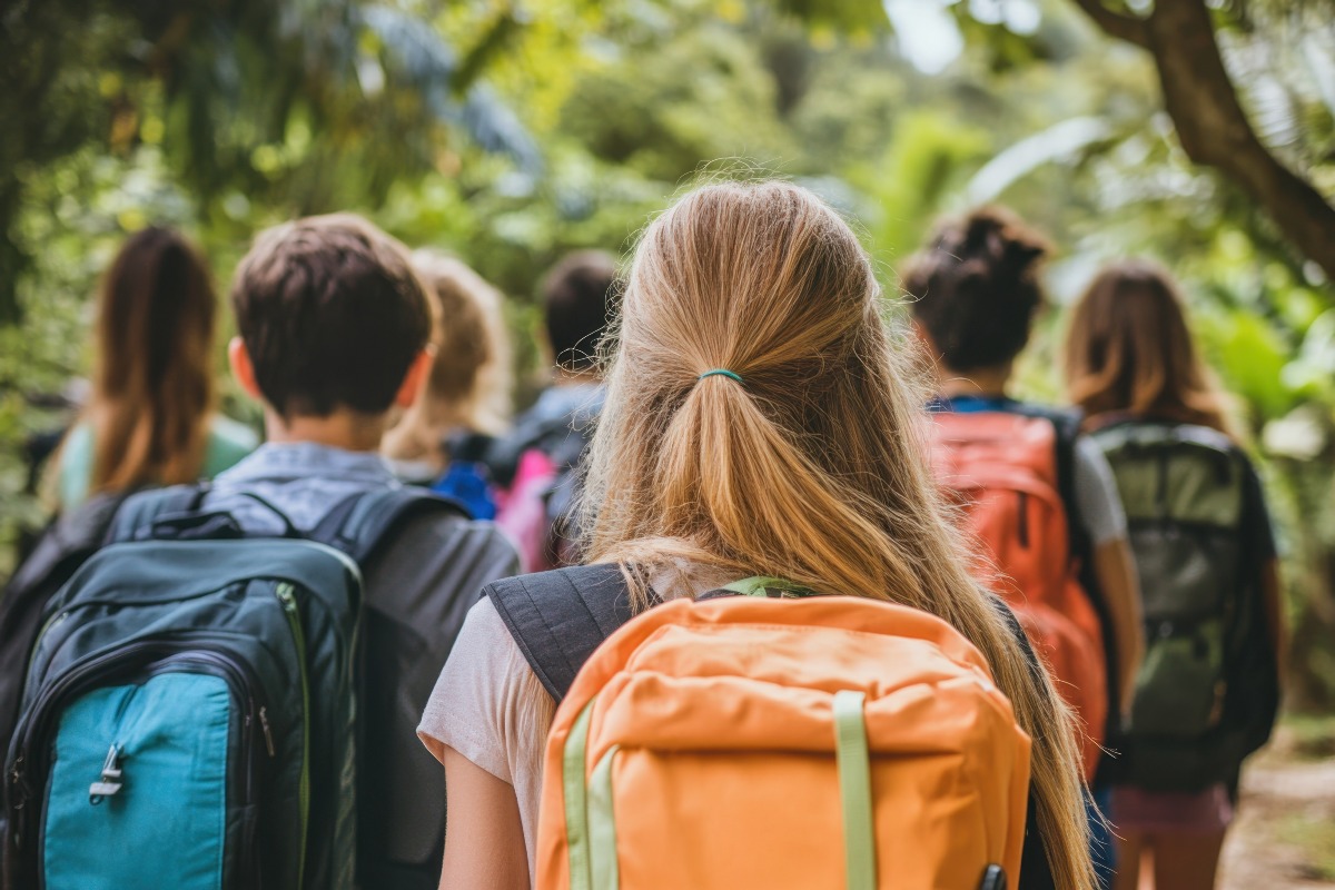 Aggressione in liceo, 22enne voleva accoltellare più persone - Repertorio