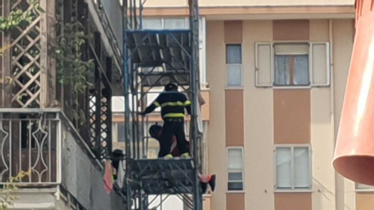 Operaio albanese di 59 anni muore dopo la caduta dall’impalcatura a Rimini - 