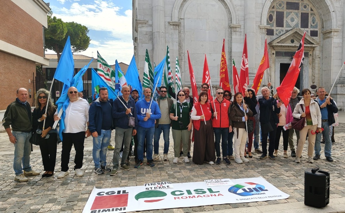 La tragica morte dell'operaio Saim Myrtaj: il suo nome riecheggia nel presidio mattutino a Rimini - 