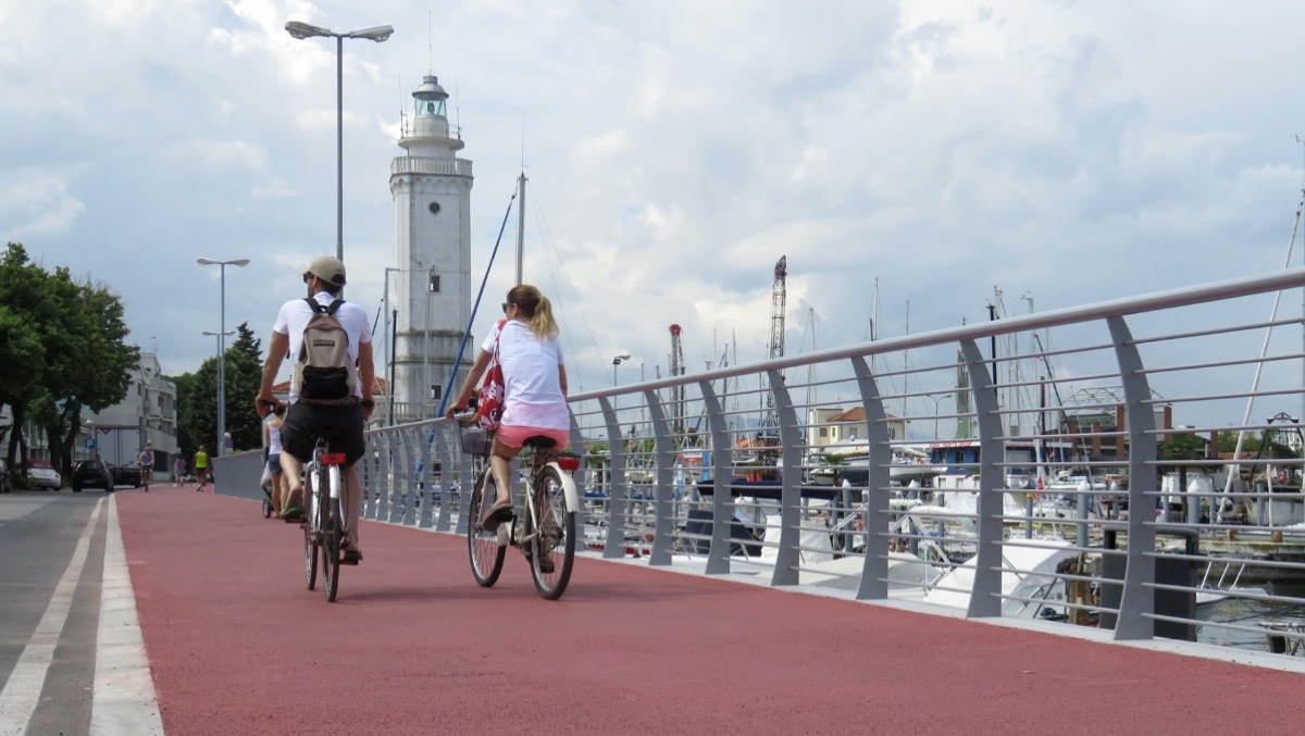 Rimini sempre più a portata di bici: la rete della ciclabili ha superato i 200 km - Pista ciclabile via Destra del Porto di Rimini