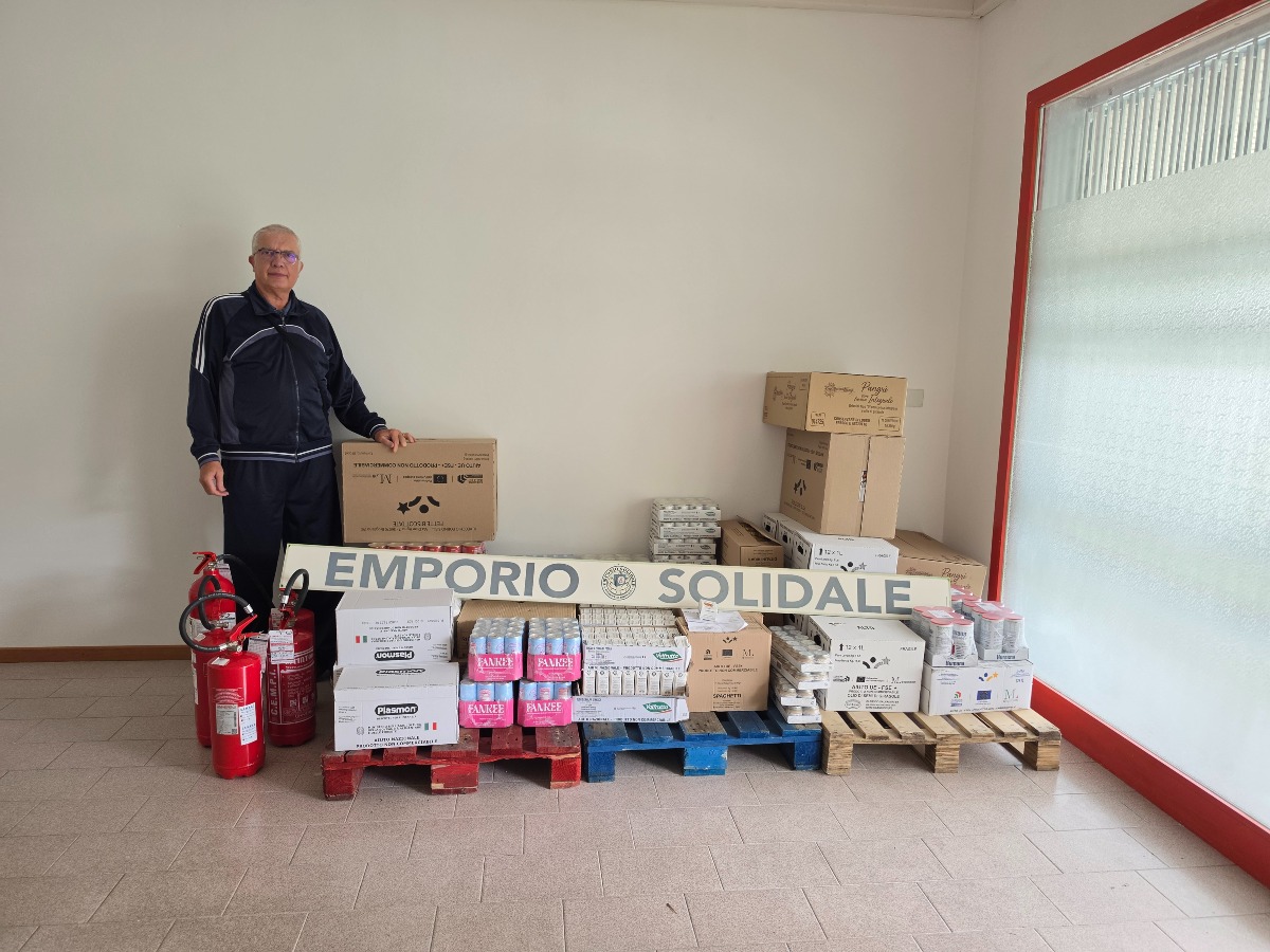 Riccione, apre la nuova sede dell'Emporio Solidale: spesa gratis e sostegno ai più poveri - 