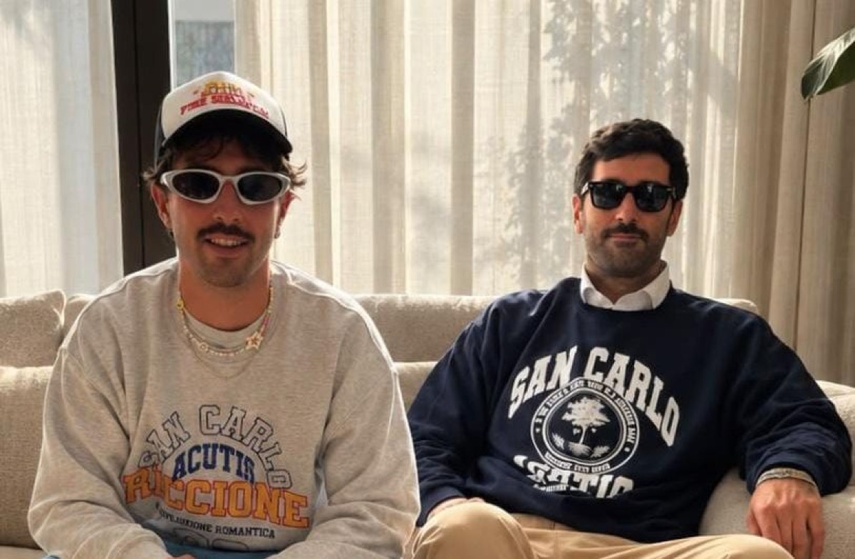 Riccione, la San Carlo Acutis lancia la sua felpa ufficiale: il ricavato alla scuola - 