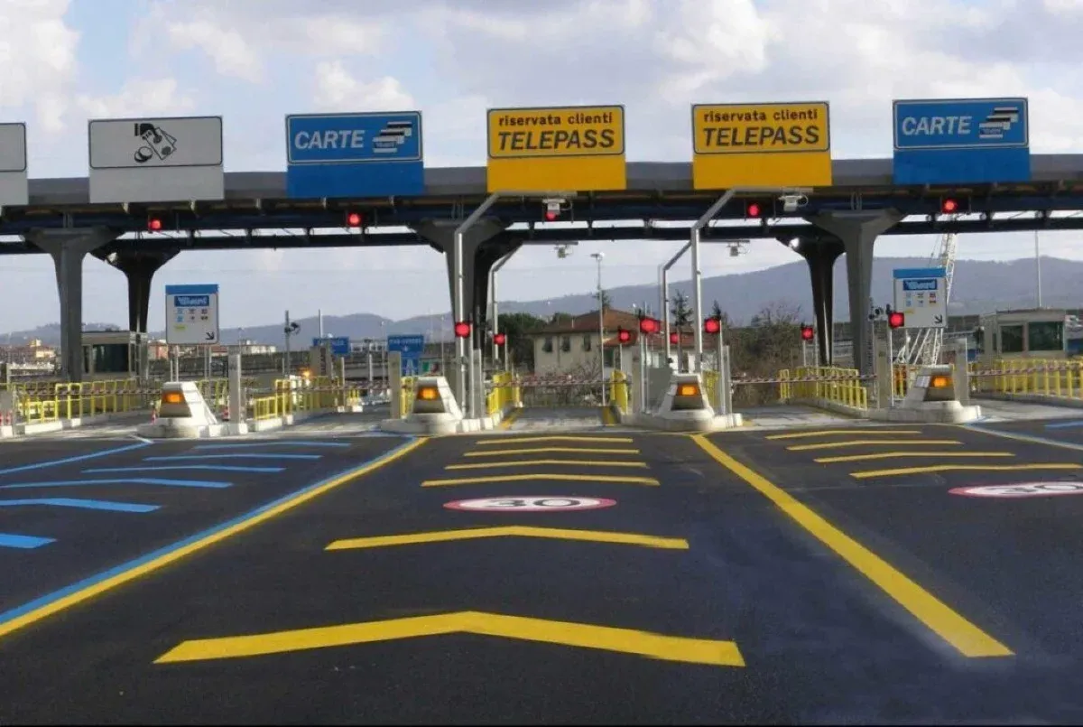 Casello autostradale a Rimini Fiera, Morolli punge: "Centrodestra fa melina e getta fumo negli occhi" - Casello autostradale ARCHIVIO