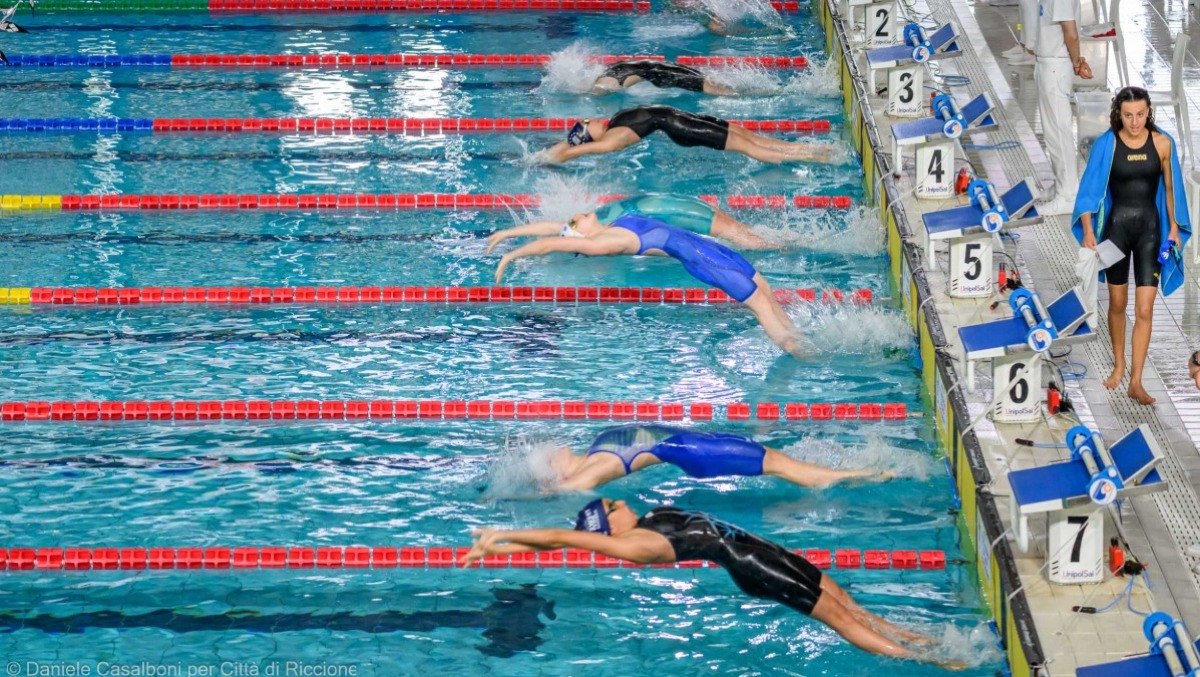 Riccione, si torna a gareggiare allo Stadio del nuoto: a novembre ci sono gli Assoluti italiani - Stadio del Nuoto di Riccione