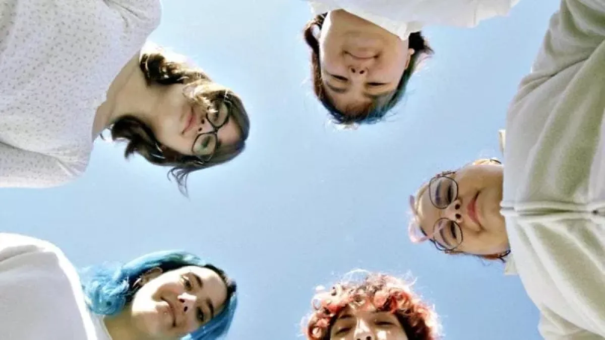 Salute mentale e giovani, al Cinema Tiberio di Rimini il documentario “Ogni pensiero vola” - 