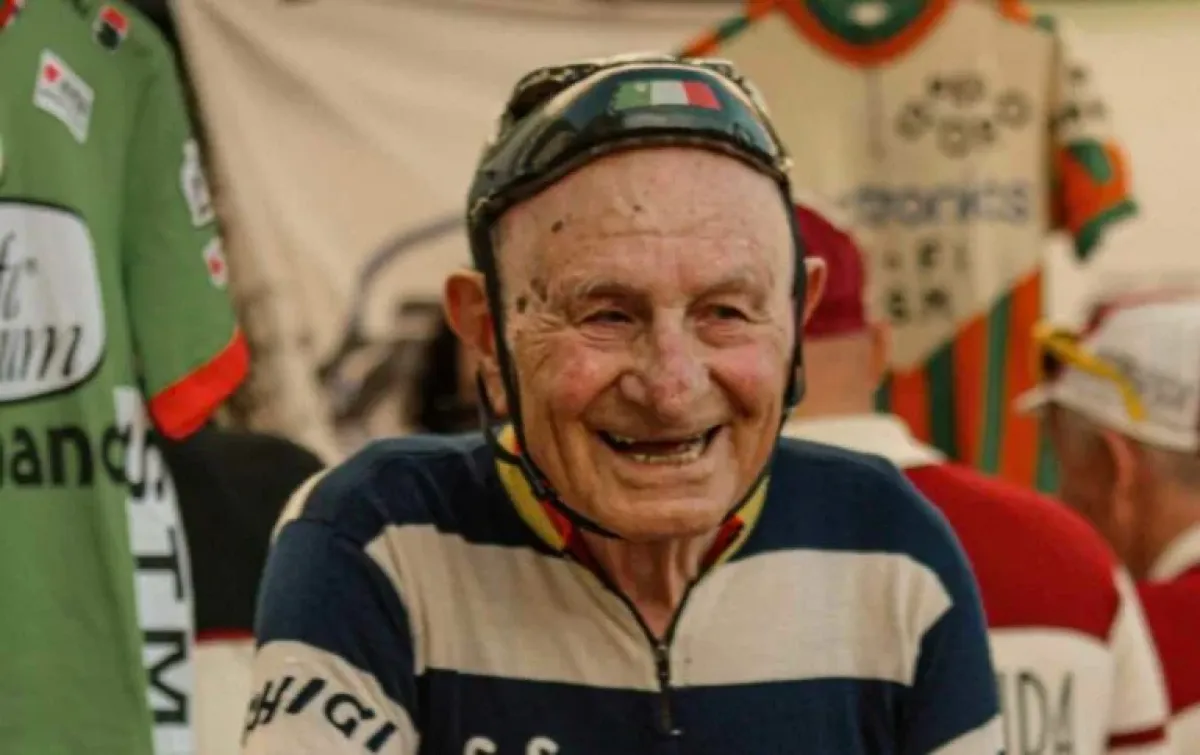Una vita per la bici: da Novafeltria in tanti al funerale di Antonino Piscaglia - 