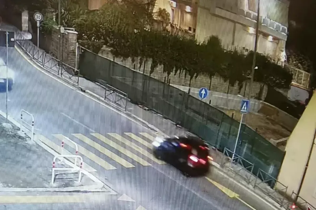 Aggressioni con la minicar a Roma, atti alla Procura minorile. Valditara: "Serve riscoprire il rispetto per gli altri" - PH ANSA