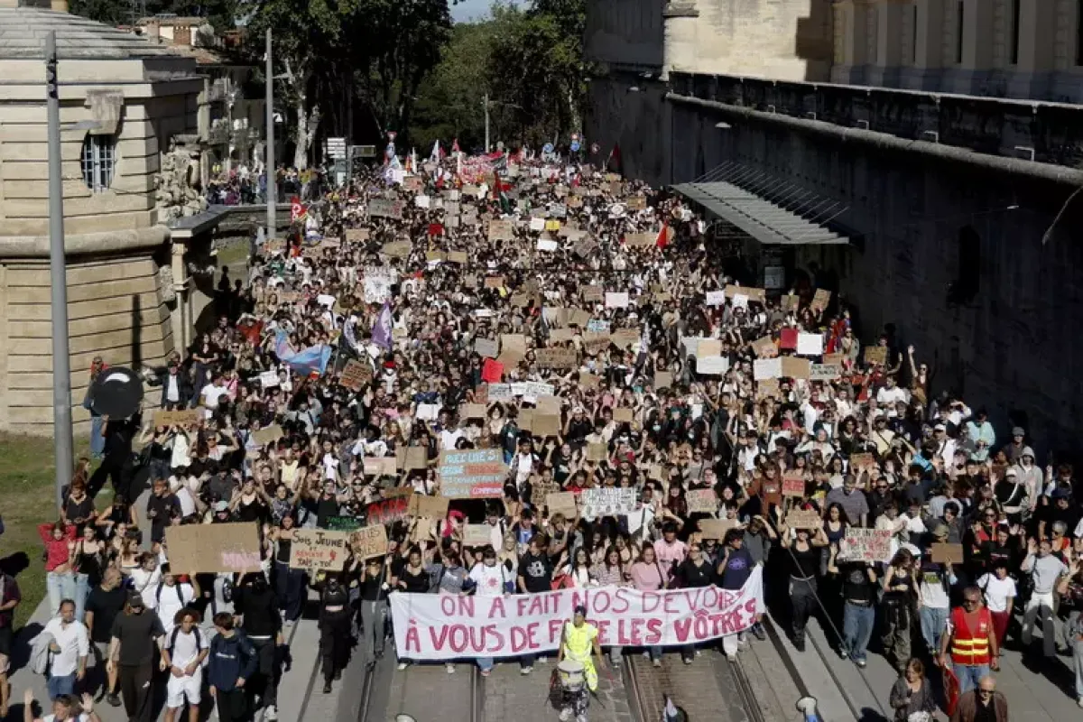 Francia, studenti ancora in protesta: oltre mille iniziative annunciate per sabato con i gilet gialli - PH ANSA/EPA