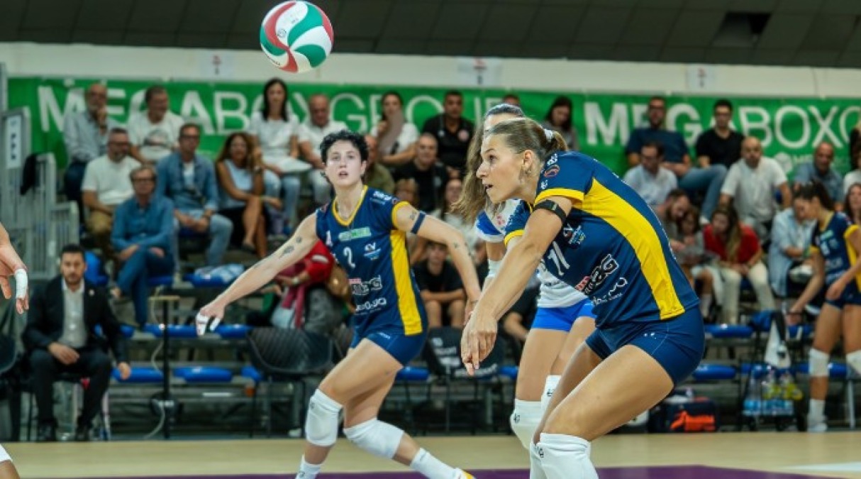 Volley A1 femminile, Omag-MT: a Cervia contro Macerata - L'Omag-MT in fase difensiva
