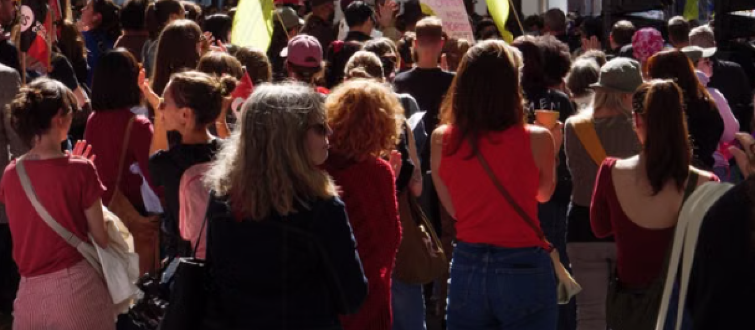 «Meno armi, più diritti»: studenti in corteo in diverse città italiane - 