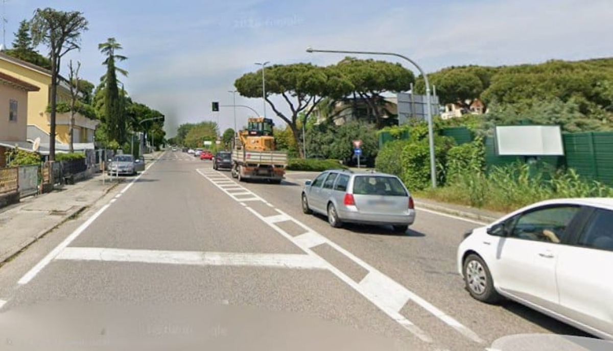 Ripristinato il semaforo tra viale Marsala e Statale 16, viabilità tornata regolare - 
