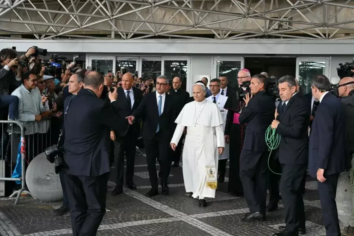 Il Papa lascia il gemelli, domani l'Angelus in Vaticano - © Ansa