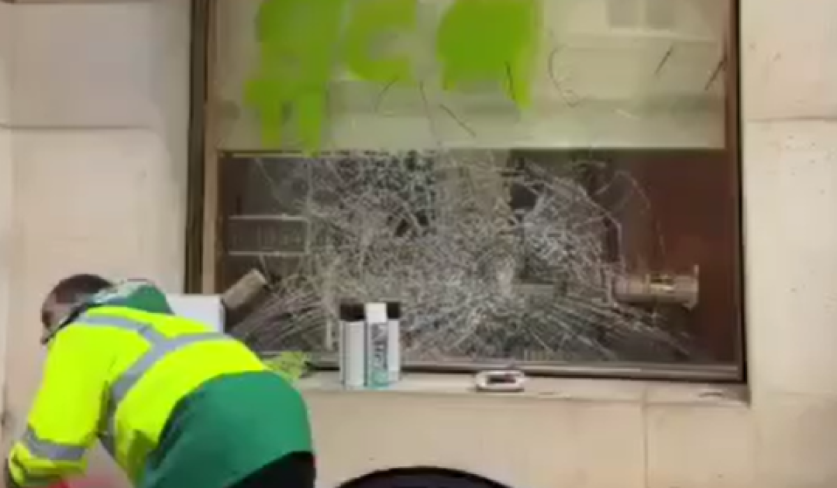 Francia, il governo corre ai ripari dopo i saccheggi - 