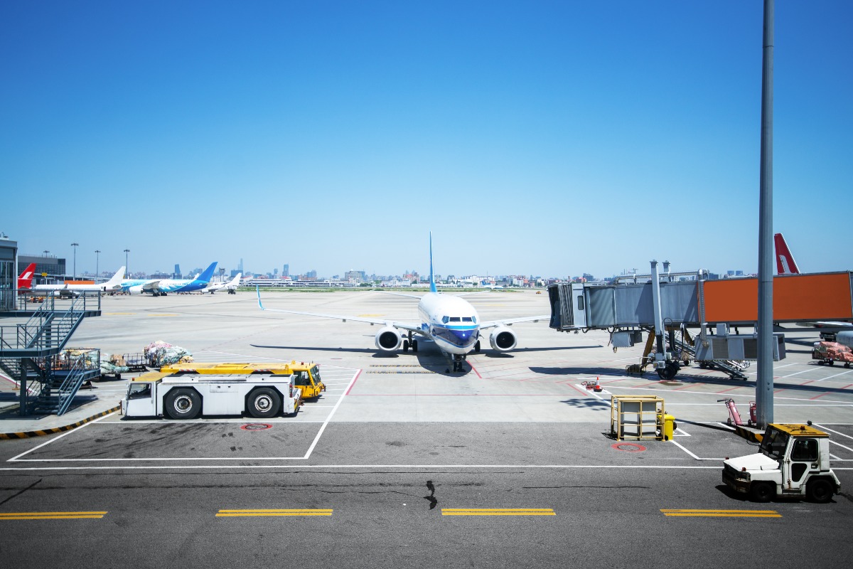 Gli aeroporti di Crotone e Reggio Calabria senza carburante - Repertorio