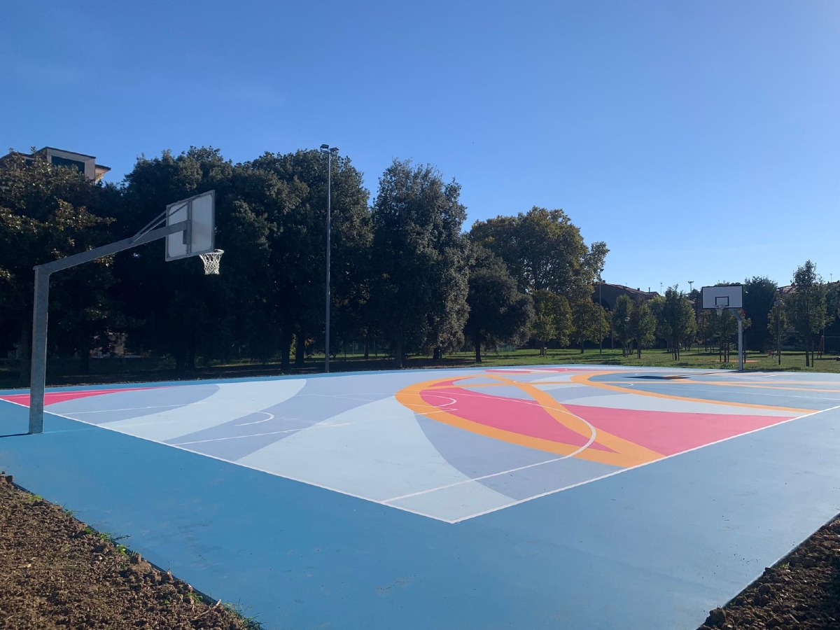Rimini, a Miramare riapre il campo da basket del Parco Spina Verde - 