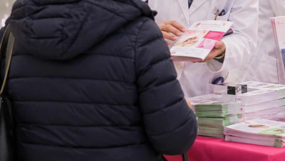 Prevenzione per evitare i tumori: l'Ausl allestisce punto informazioni alle Befane - 