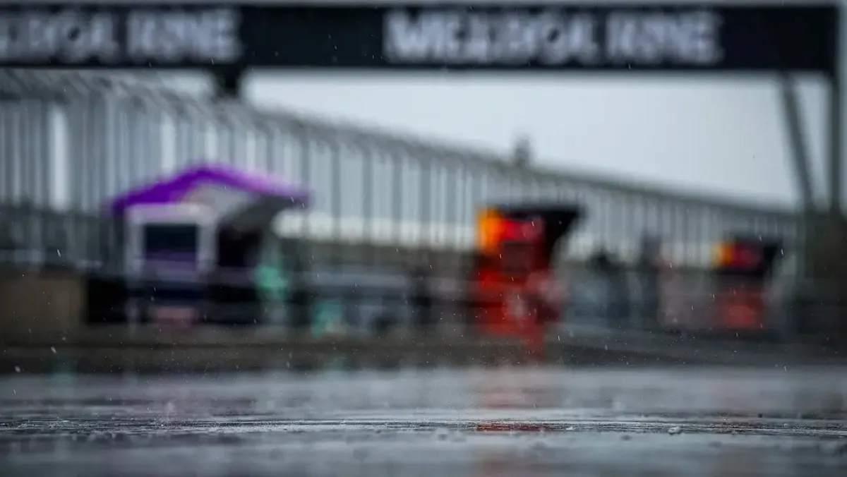 MotoGp, la pioggia ferma Phillip Island: gara annullata in Australia - Credits: MotoGP