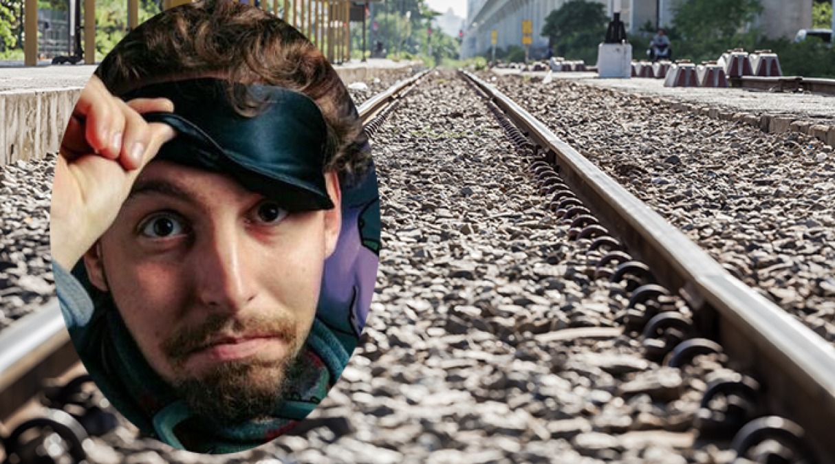 Rincorre il treno in partenza e scivola sotto le ruote: muore a 33 anni sotto gli occhi della fidanzata - 