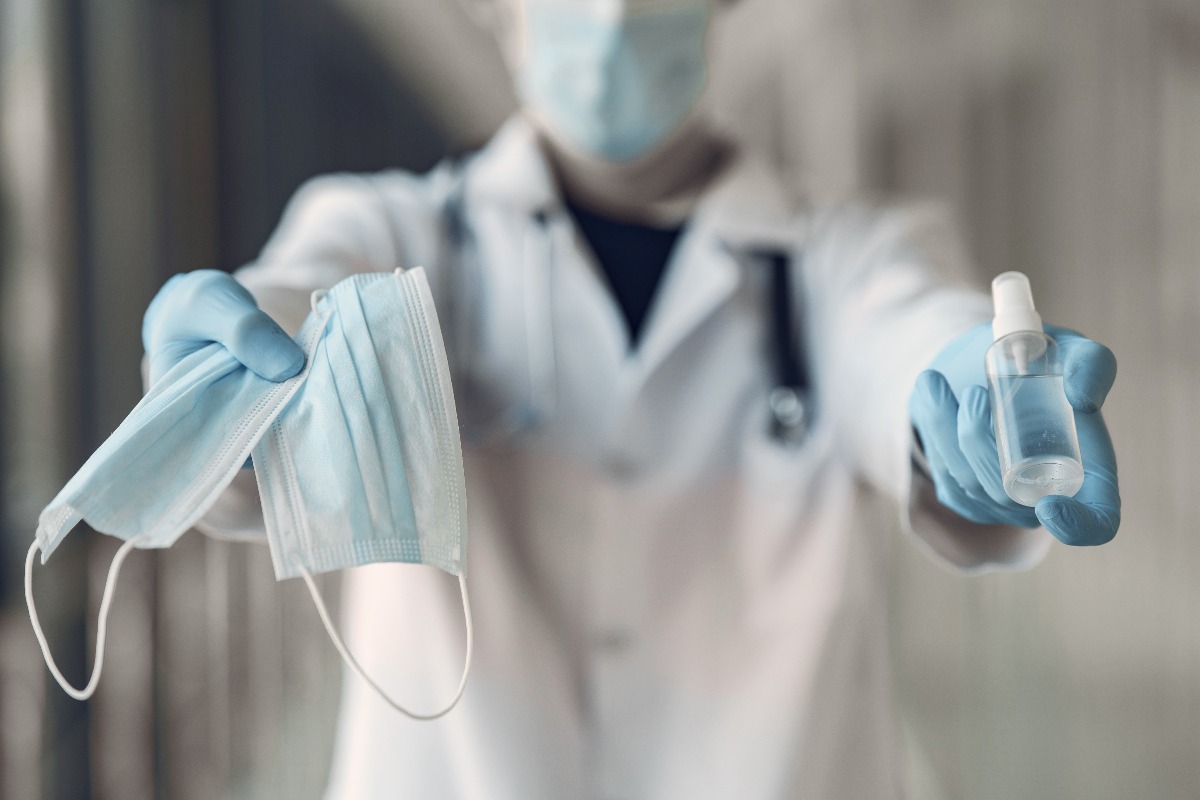 Medici no vax, scontro nella maggioranza sul reintegro: Forza Italia chiede modifiche - 