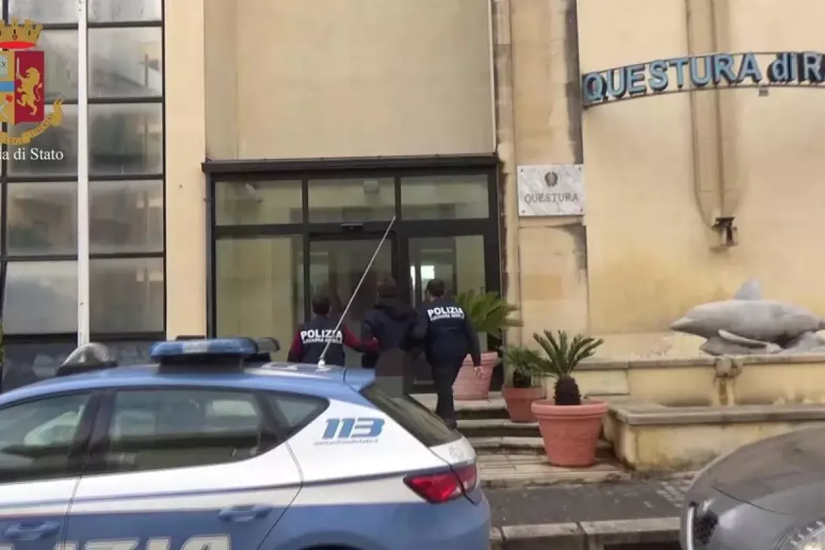 Propaganda Isis e contatti online: minorenne collocata in comunità - 