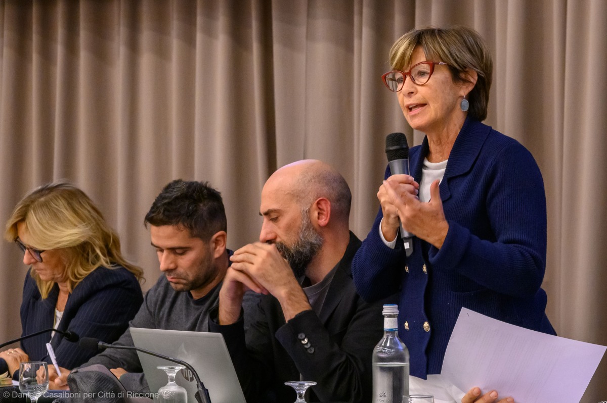 Riccione, proseguono gli incontri della sindaca con i cittadini: prossime tappe Centro, Porto e Fontanelle - 