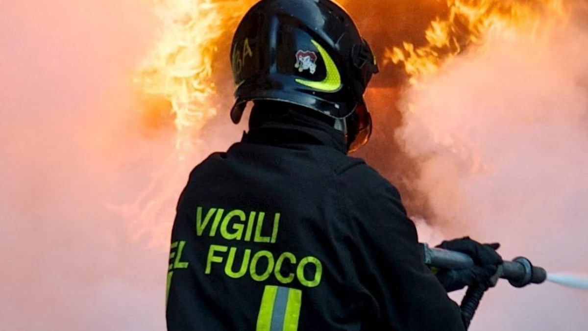 Montescudo, incendio in un’abitazione: ragazzo e assistente familiare al pronto soccorso - 