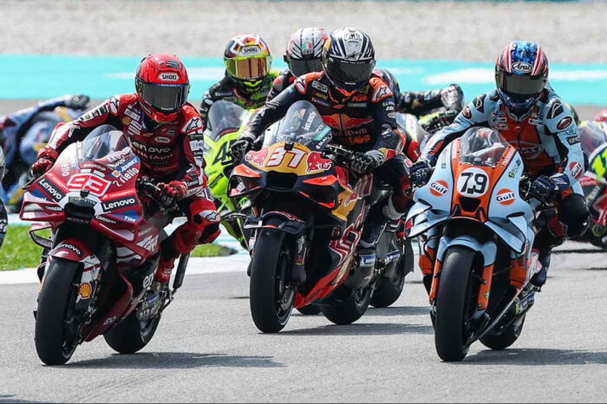 MotoGP, Pedro Acosta trionfa nella Sprint di Sepang: Marquez secondo, Bezzecchi terzo - © Ansa