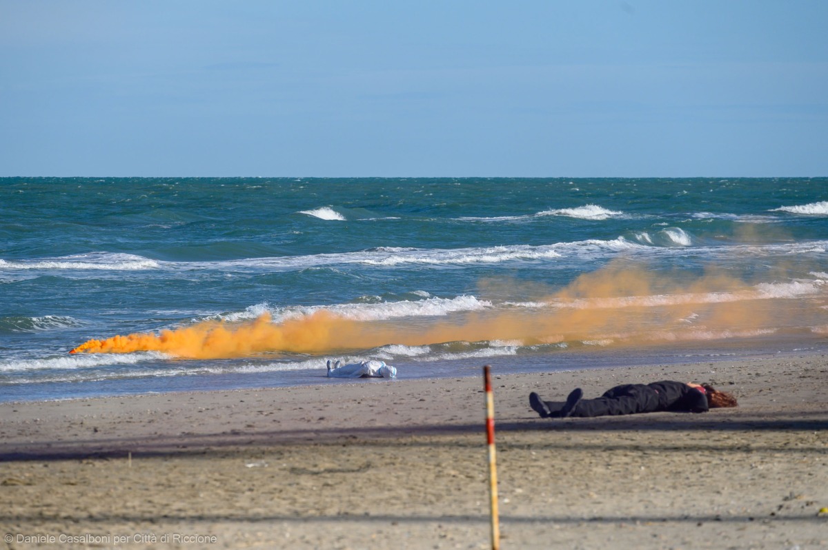 esercitazione in mare riccione